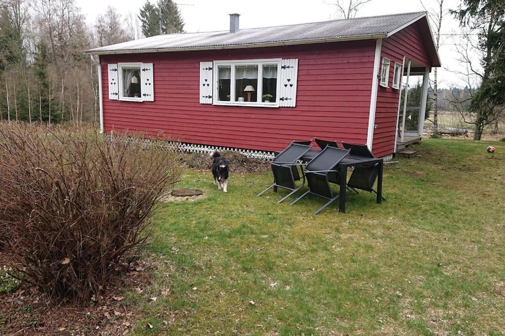 Stuga Vad Vatten Asarp Exterior photo